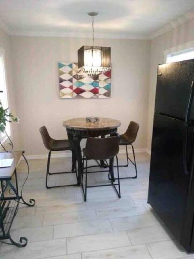 Charming 2 Bedroom Retreat Minutes From Downtown Tulsa Exterior photo